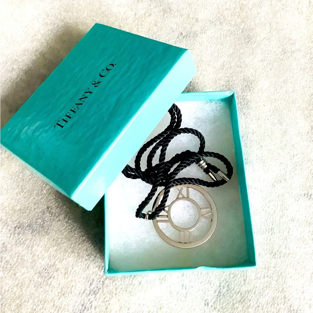 Tiffany&Co ATLAS necklace 🌹